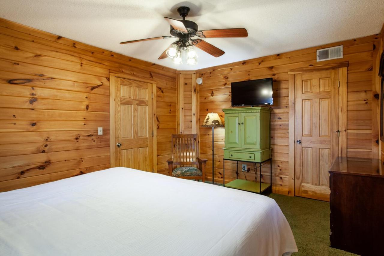 Bear Crossing Mtn View Game Room Gatlinburg Exterior foto